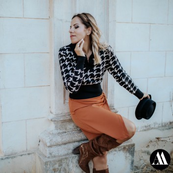 Falda Teja